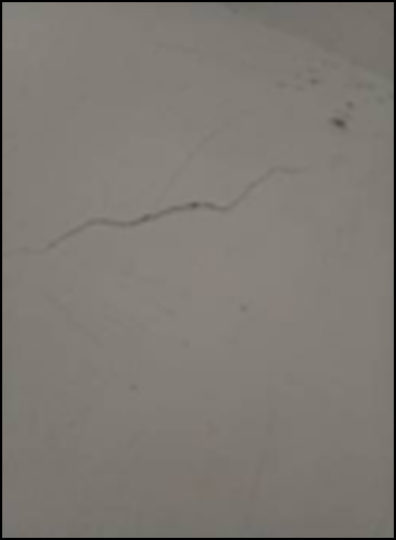 cracks on plaster walls