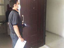 Inspection of condition and issues in door
